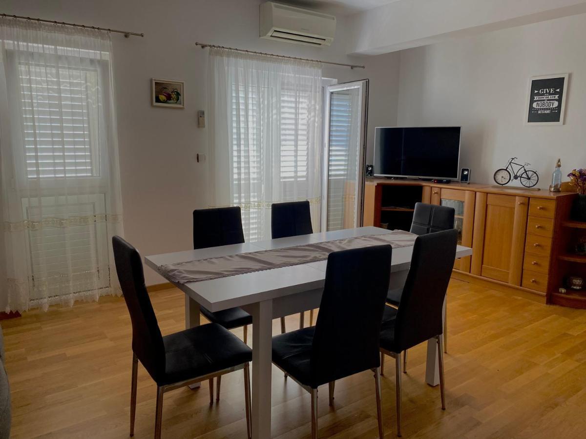 Apartman Nives Leilighet Trogir Eksteriør bilde
